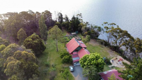 Tranquil Point Cygnet